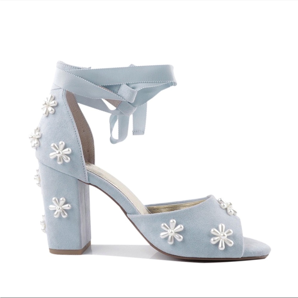 ForeverSoles Bridal Heels - Pearl flowers - blue heels